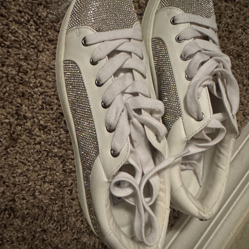 Steve Madden White and Silver Glitter Sneakers